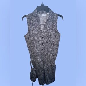New York & Company Monochrome Patterned shorts jumpsuit